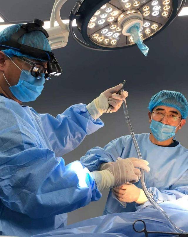 0年后“苏醒”和家人团聚结局如何？爱游戏app中国首位女冷冻人计划5(图2)