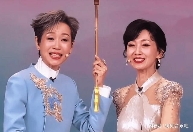 娘子许仙30年后撒糖竟藏惊天秘密爱游戏app手机版神仙售后！白(图2)
