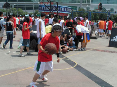 小记者专栏--街球挑战赛爱游戏网站入口武汉赛区(图3)